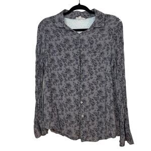 About a girl navy blue pinstripe with roses and lace button front shirt medium